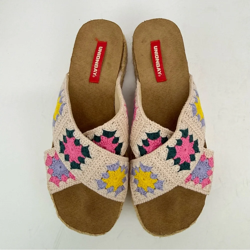 Unionbay size 7 Women’s Multicolor Peaceful Crochet Platform Espadrille Sandals